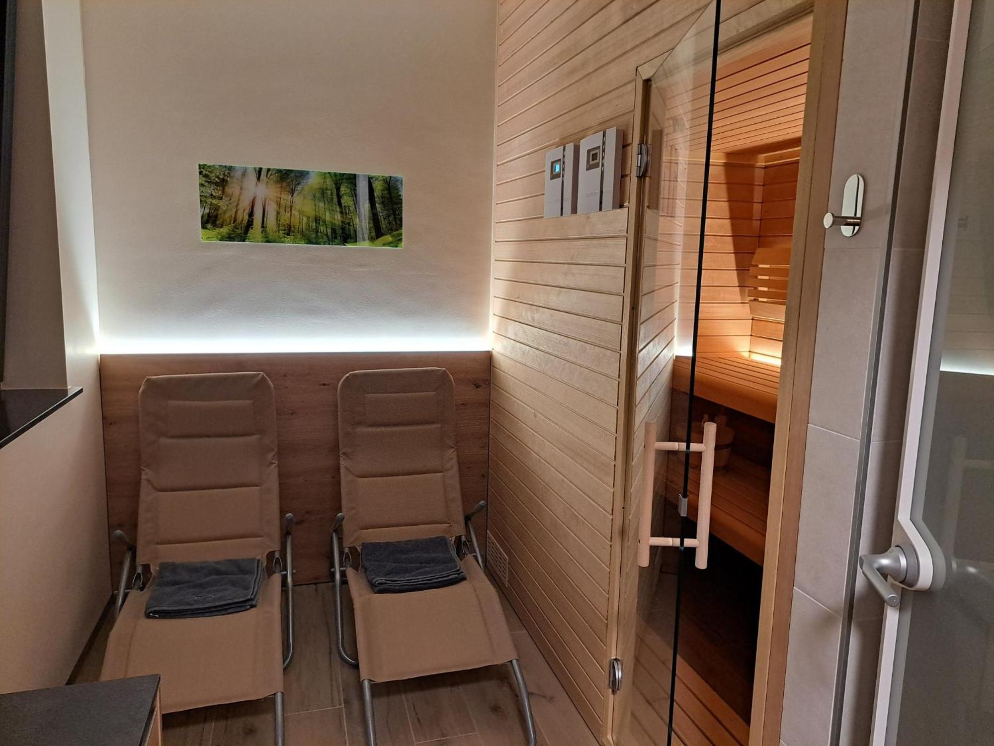 S&B'S Retreat Apartman Godovic Kültér fotó
